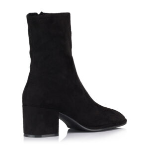 Γυναικεία μποτάκια Corina M5880 Negro