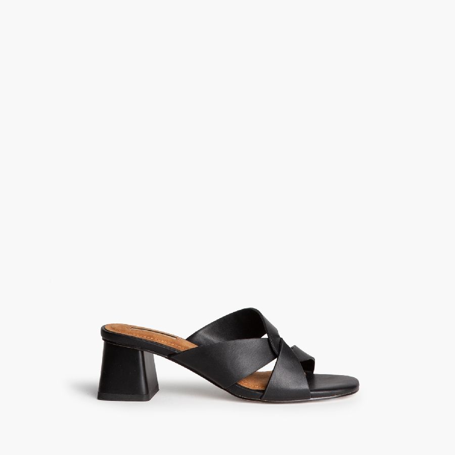 Γυναικεία mules Corina M6306 Negro 1 Γυναικεία mules Corina M6306 Negro