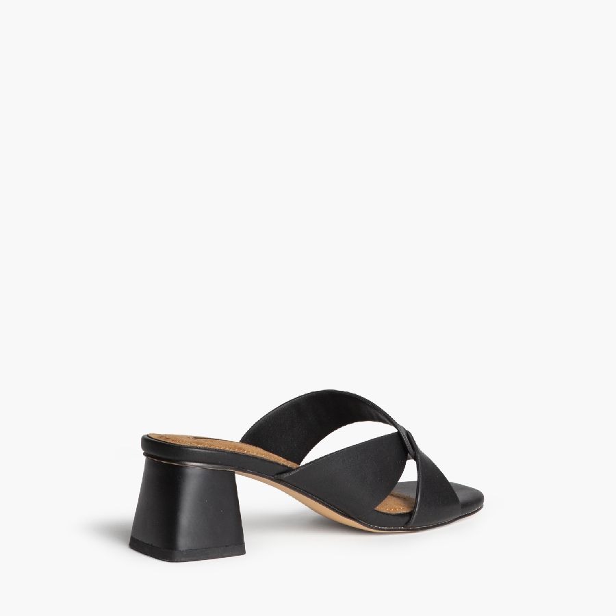 Γυναικεία mules Corina M6306 Negro 3 Γυναικεία mules Corina M6306 Negro - Image 3