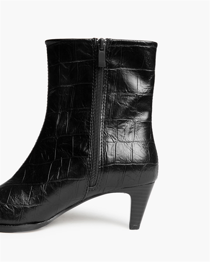 Γυναικεία μποτάκια Corina M6886 Black croco 5 Γυναικεία μποτάκια Corina M6886 Black croco - Image 5