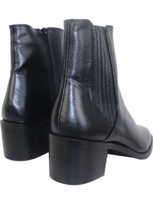 Γυναικεία μποτάκια Corina M6815 Black